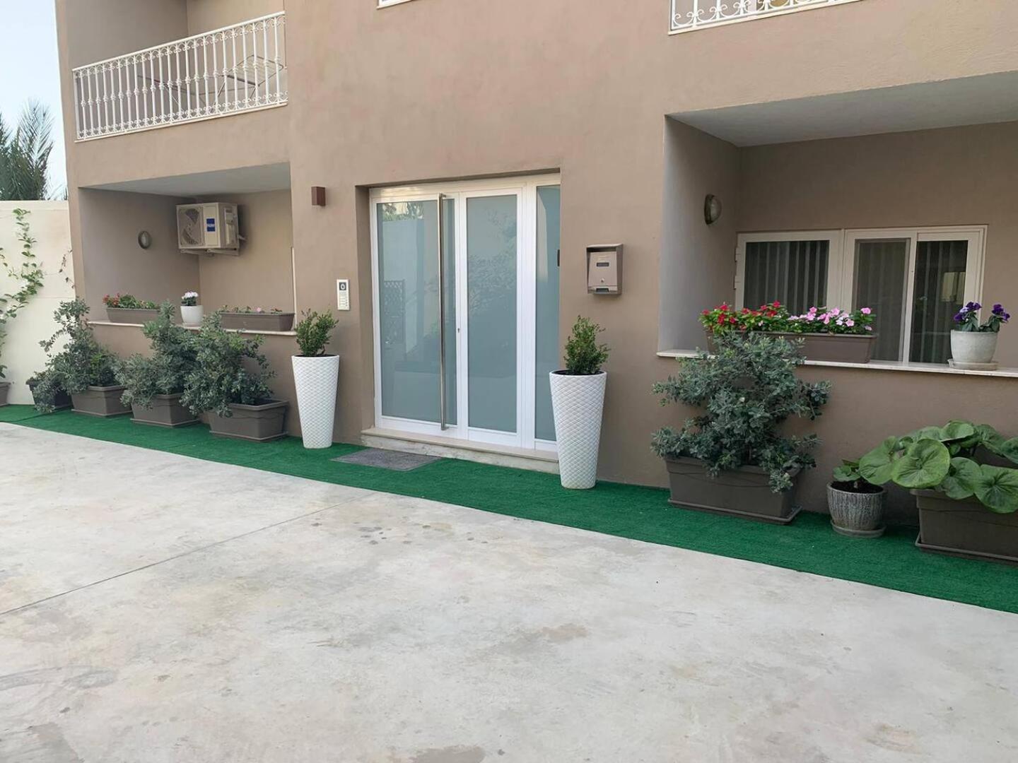Fl 1 Ta'Lonza Luxury With Hot Tub By Homely Mellieħa Exteriör bild